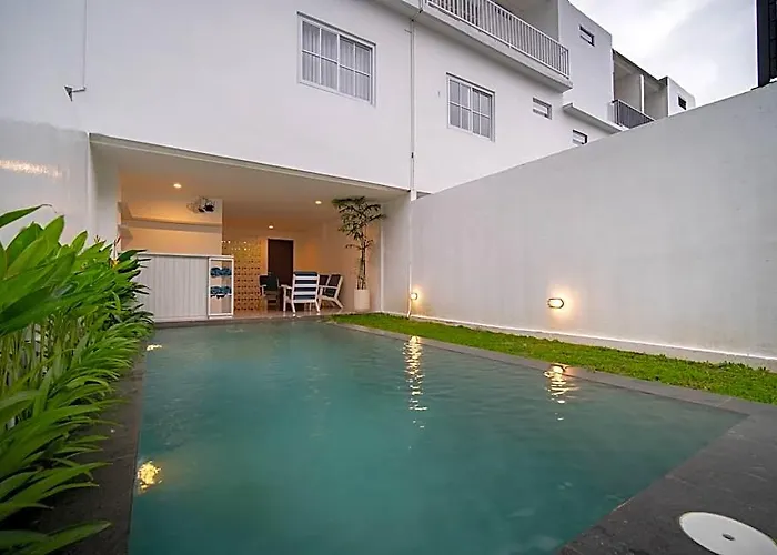 Artha Canggu By Fays Hospitality Villa *